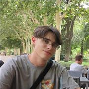 Estudiante de Marketing en la UA ofrece clases particulares